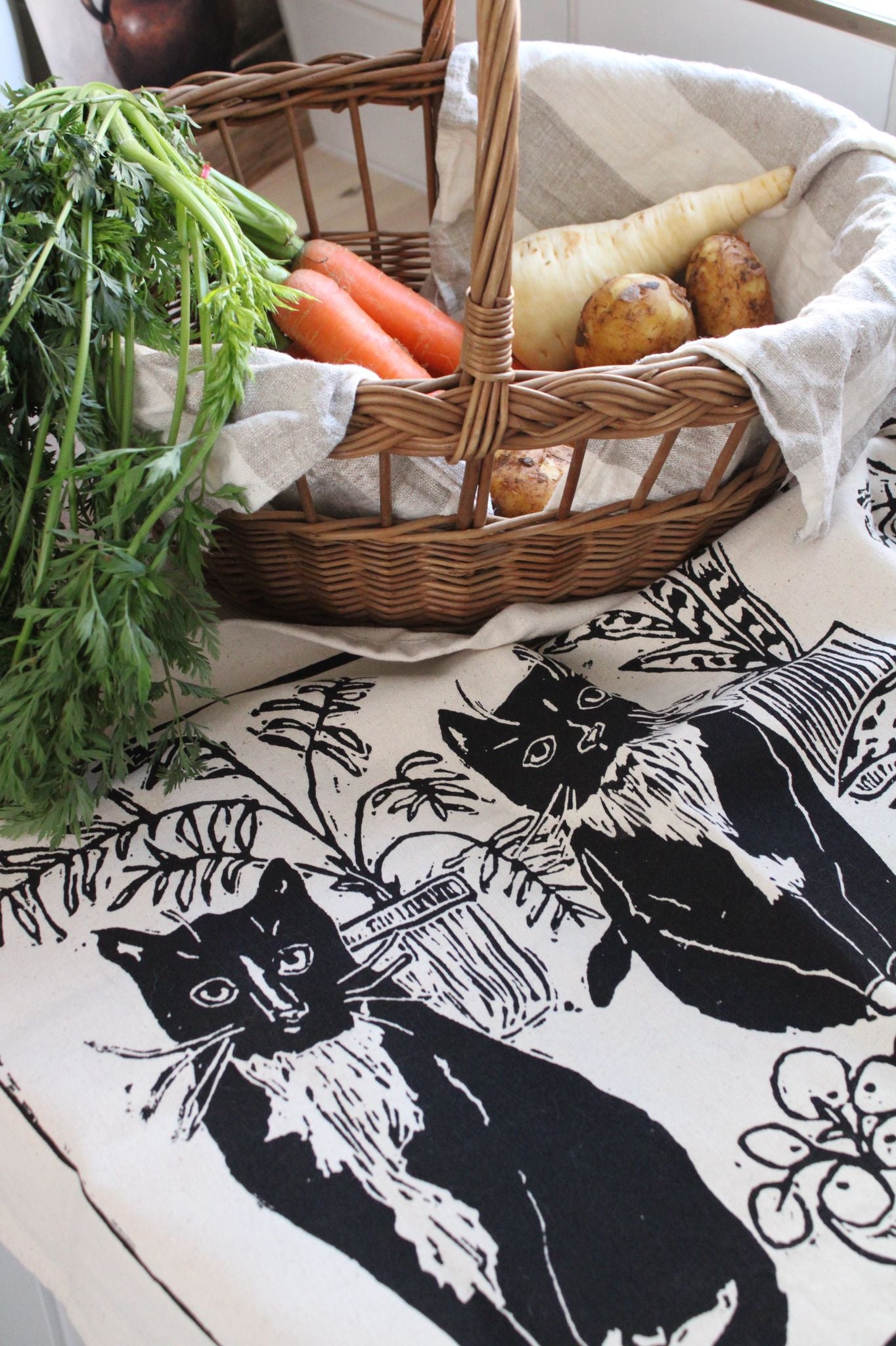 Cats & Plants Natural Tea towel GOTS Organic and FairTrade.