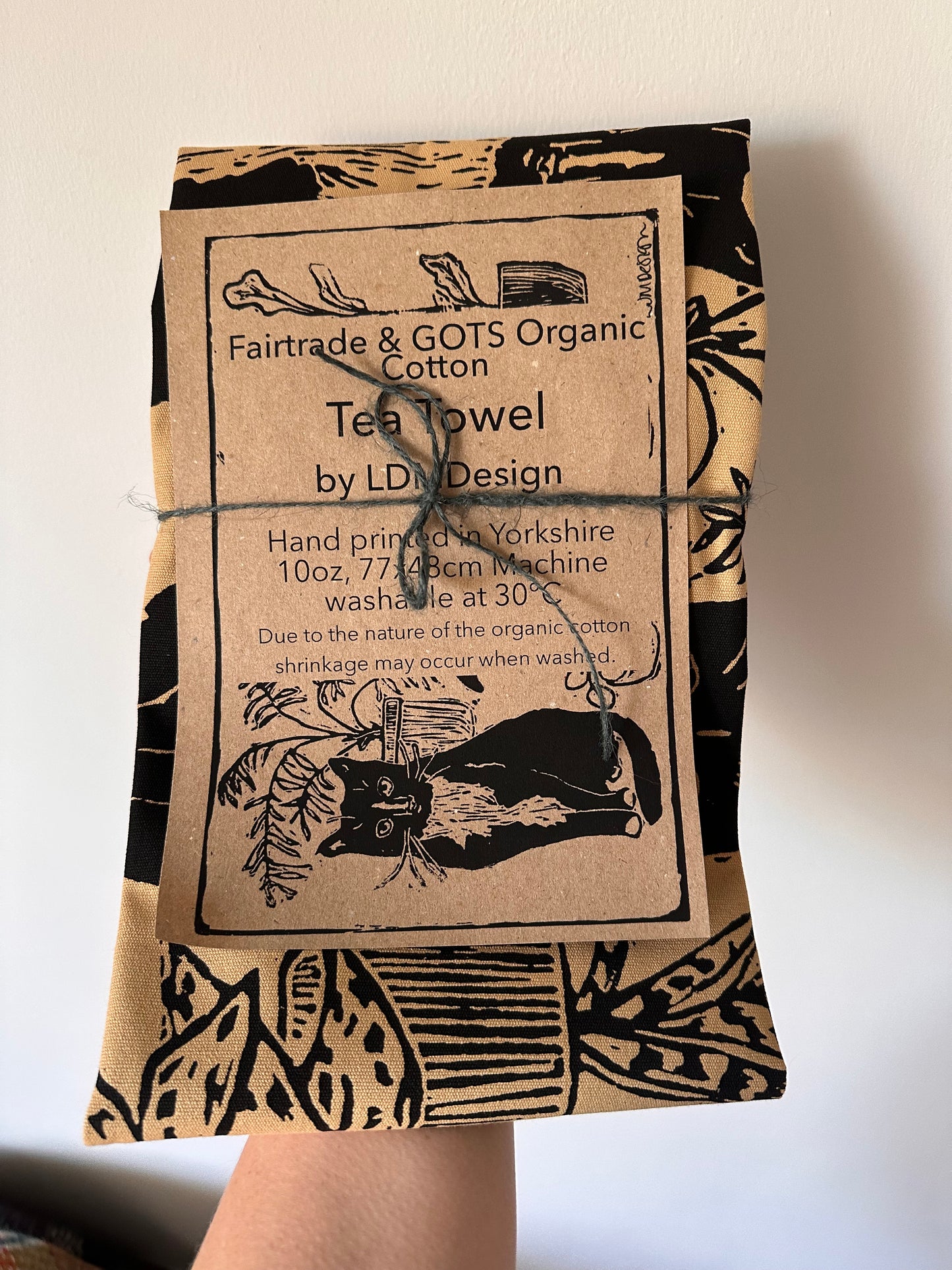 Cats & Plants Sand Tea towel GOTS Organic and FairTrade.